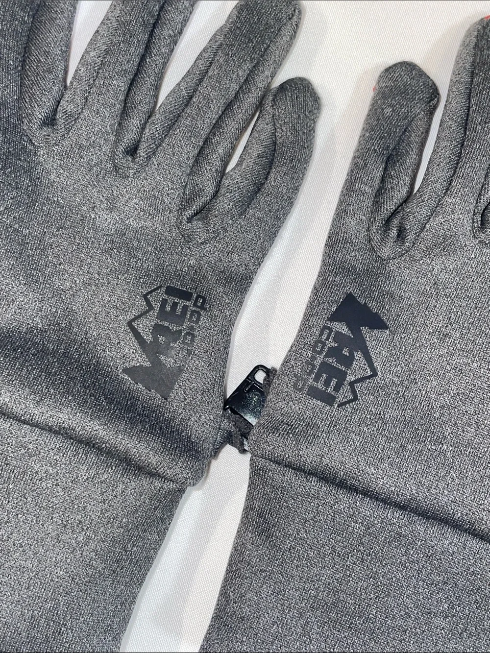 REI Gloves - Medium (10/12)